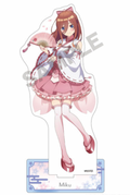 The Quintessential Quintuplets Acrylic Stand Miku Nakano Cherry Blossom Shrine Maiden