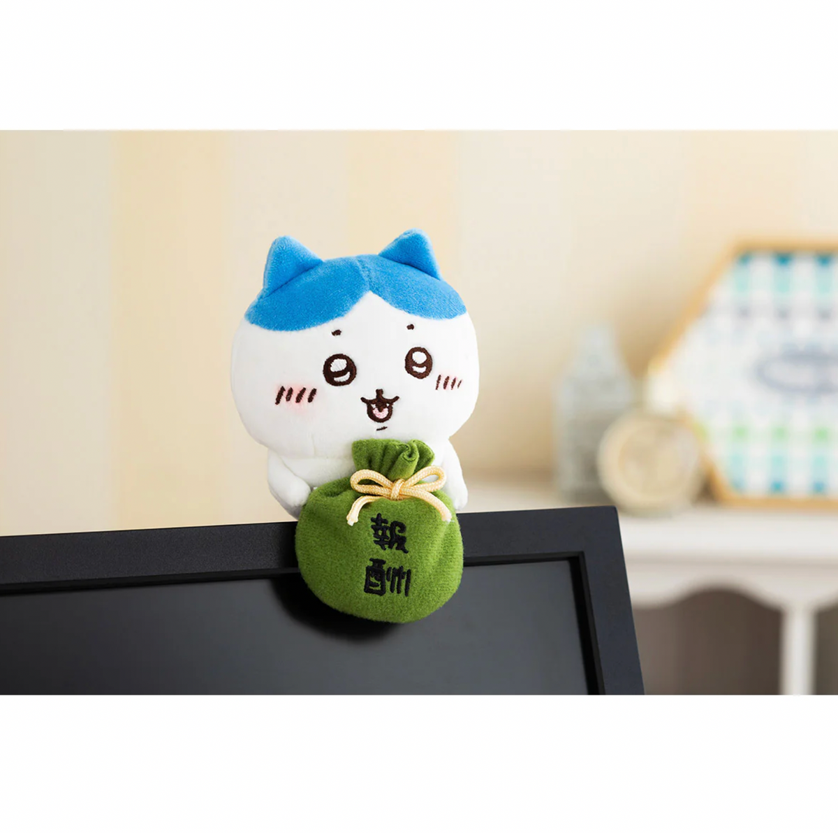 Chiikawa Desktop Hanging Plush Toy (Reward Bag Hachiware)